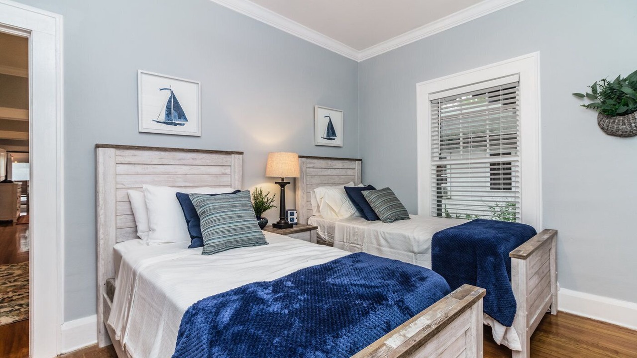 Photo of Bedroom in East Lake Morton
