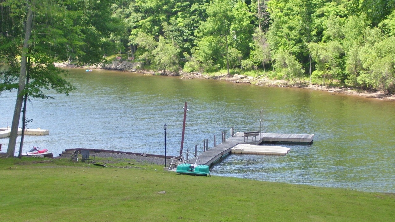 Photo of Outdoor in Greentown