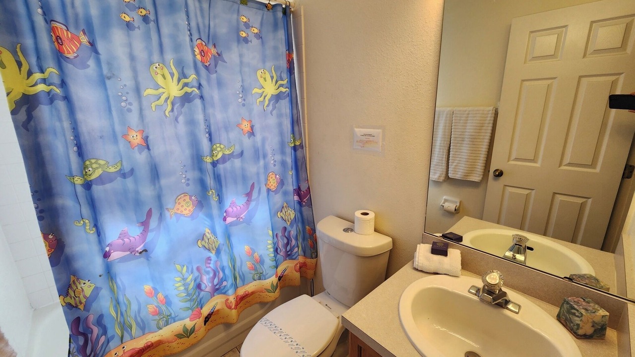 Photo of Bathroom in Creekside