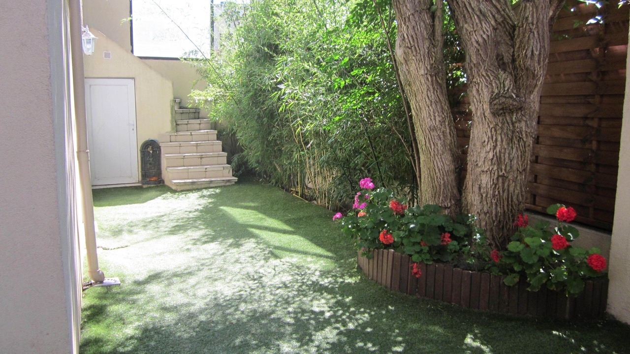 Photo of Outdoor in Saint-Maur-des-Fosses