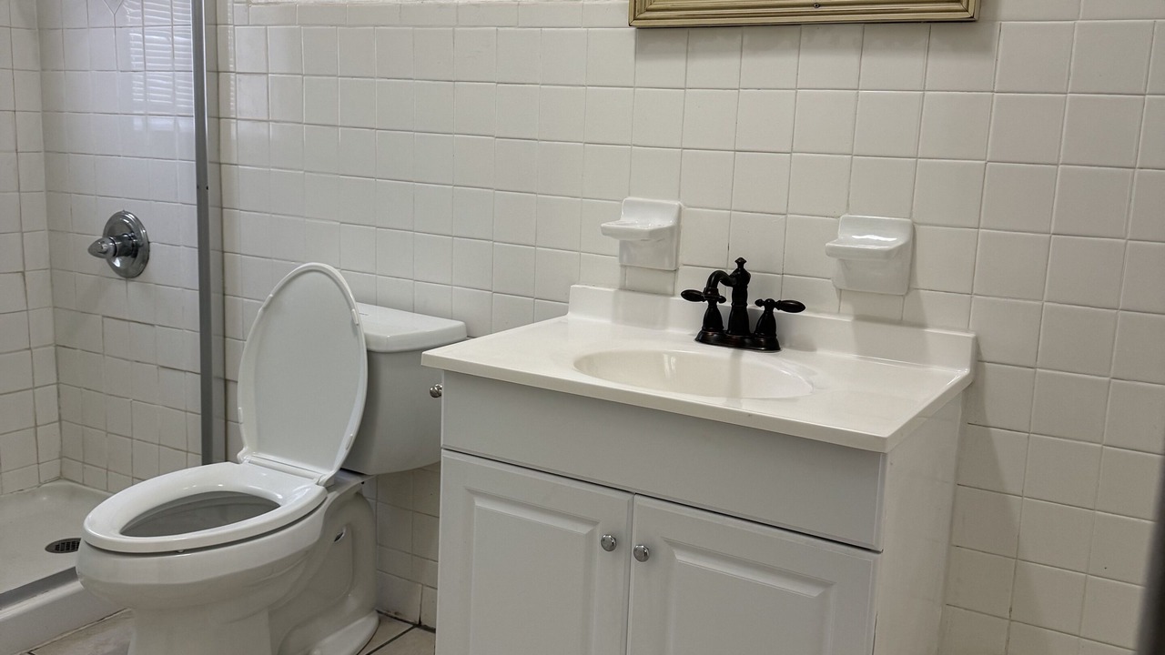 Photo of Bathroom in Bahama Beach