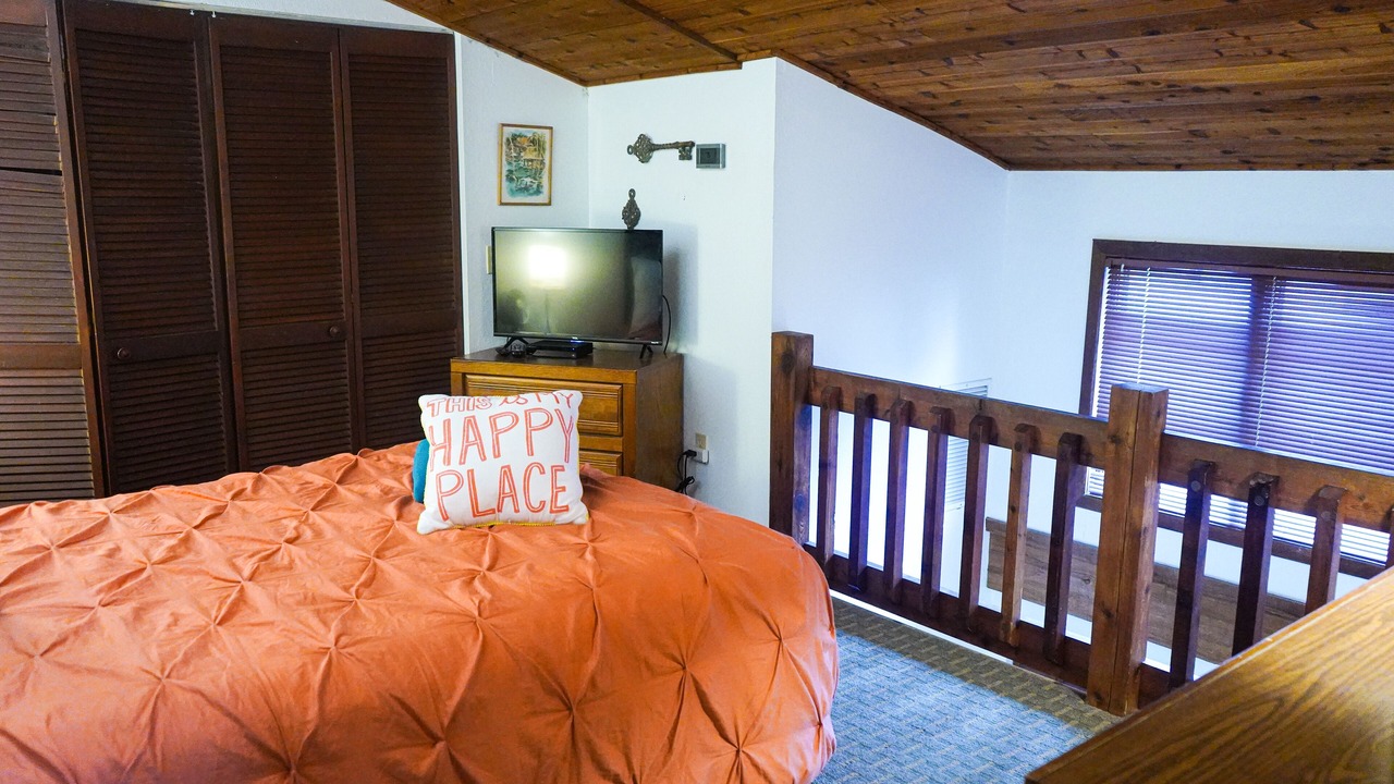 Photo of Bedroom in Sunset Beach