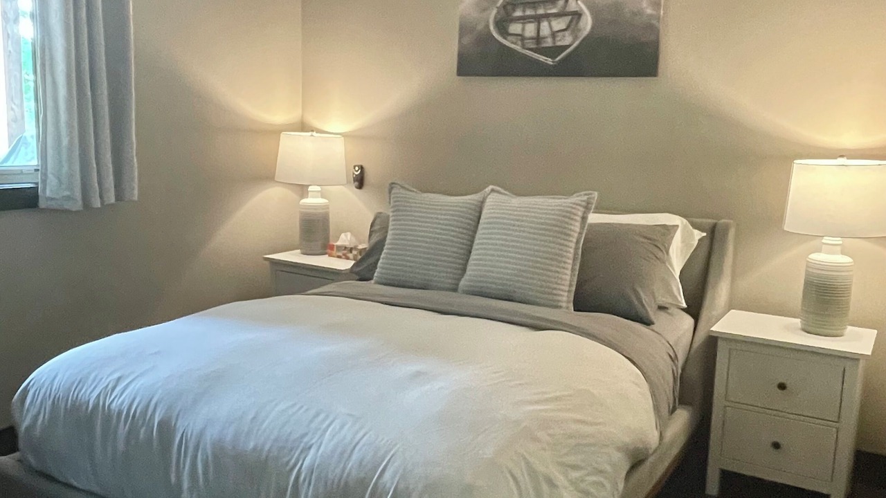 Photo of Bedroom in Severn