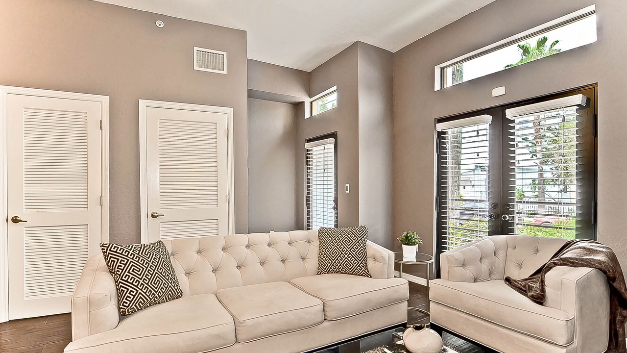 Photo of Livingroom in Historic Ybor
