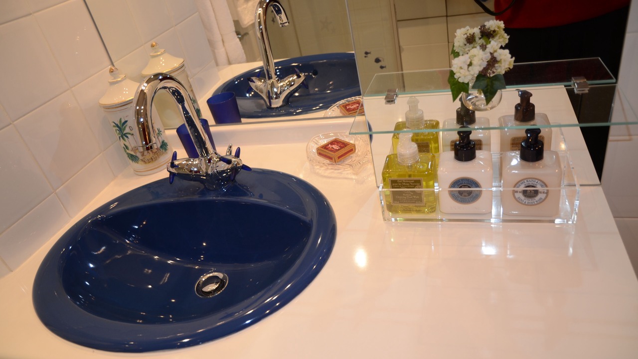 Photo of Bathroom in Palais-Royal