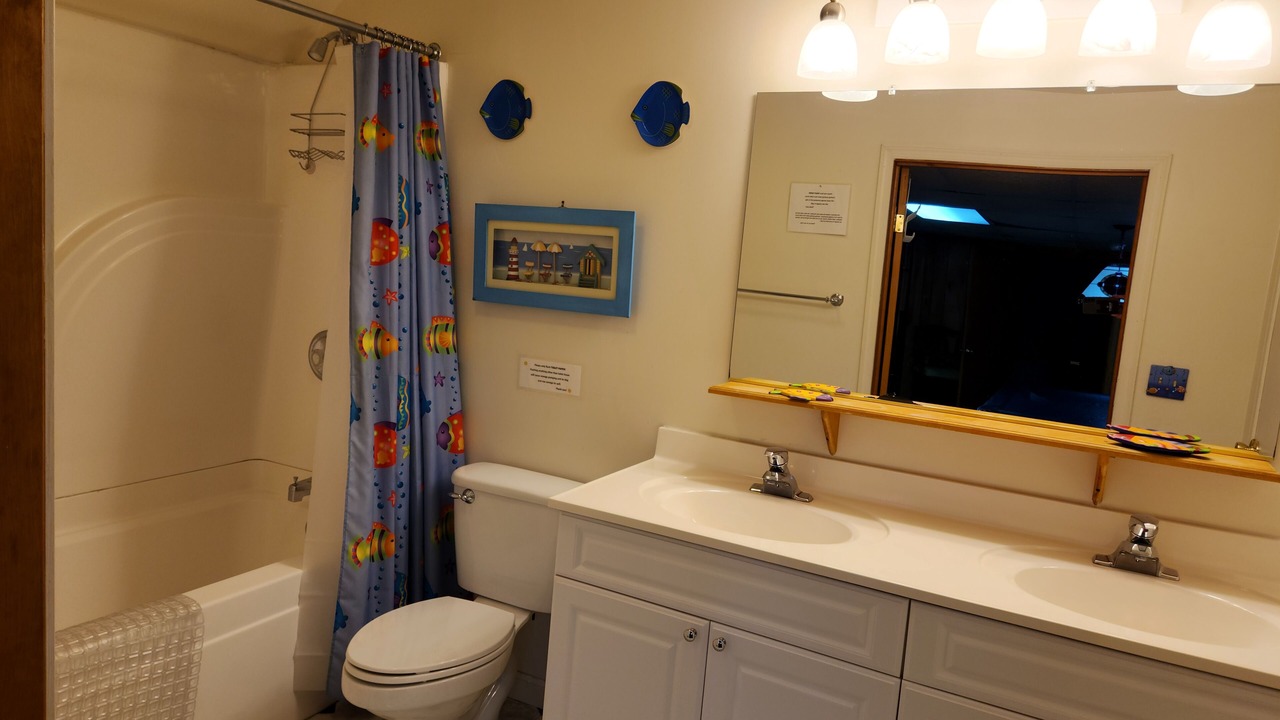 Photo of Bathroom in Seabreeze