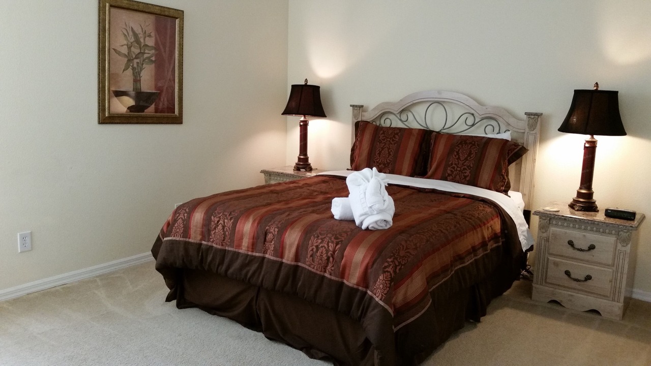 Photo of Bedroom in Tuscan Hills