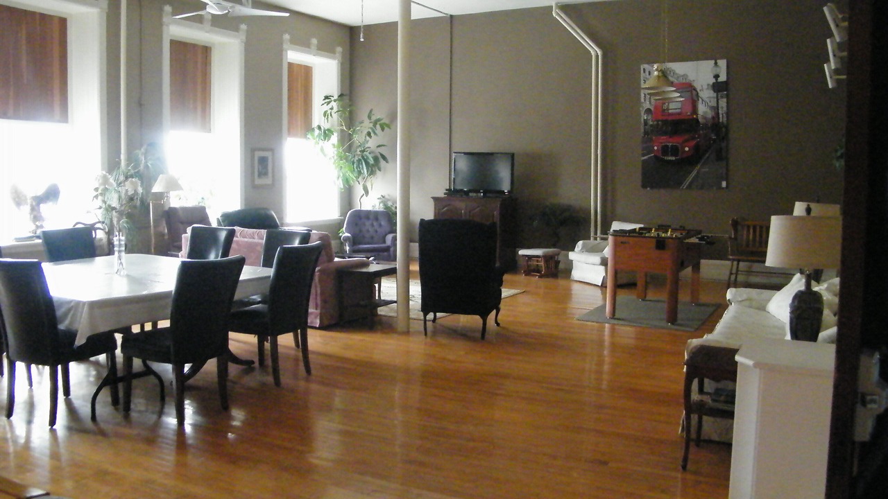 Photo of Livingroom in Gananoque