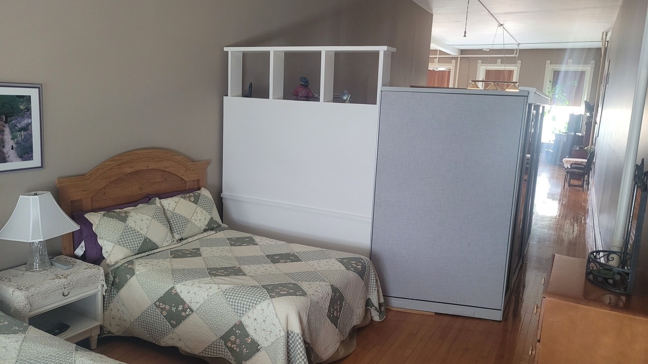 Photo of Bedroom in Gananoque
