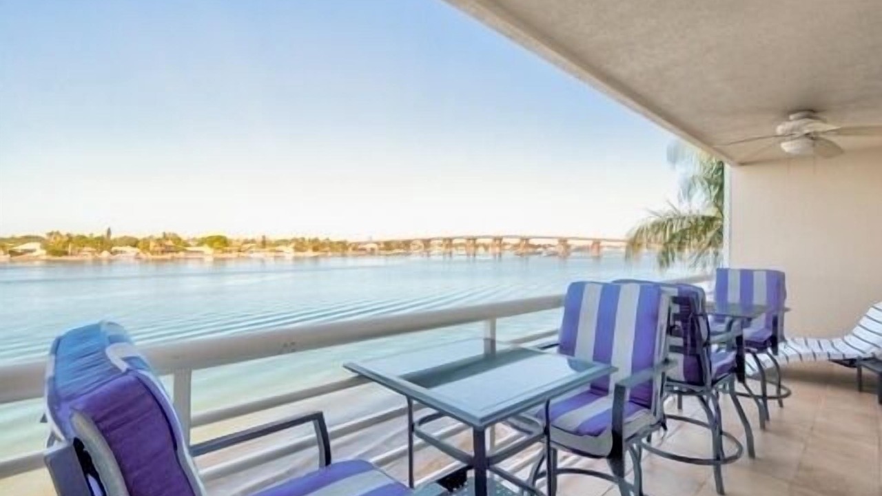 Photo of Patio Balcony in St. Petersburg