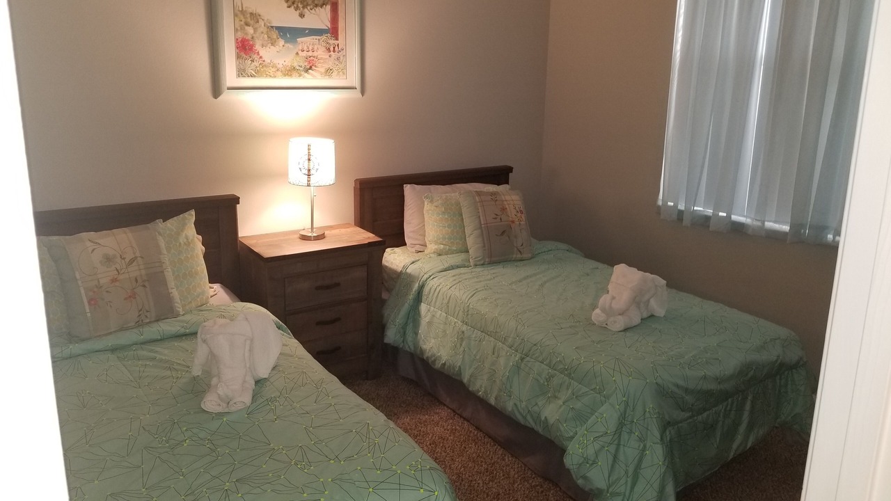 Photo of Bedroom in Sunset Lakes