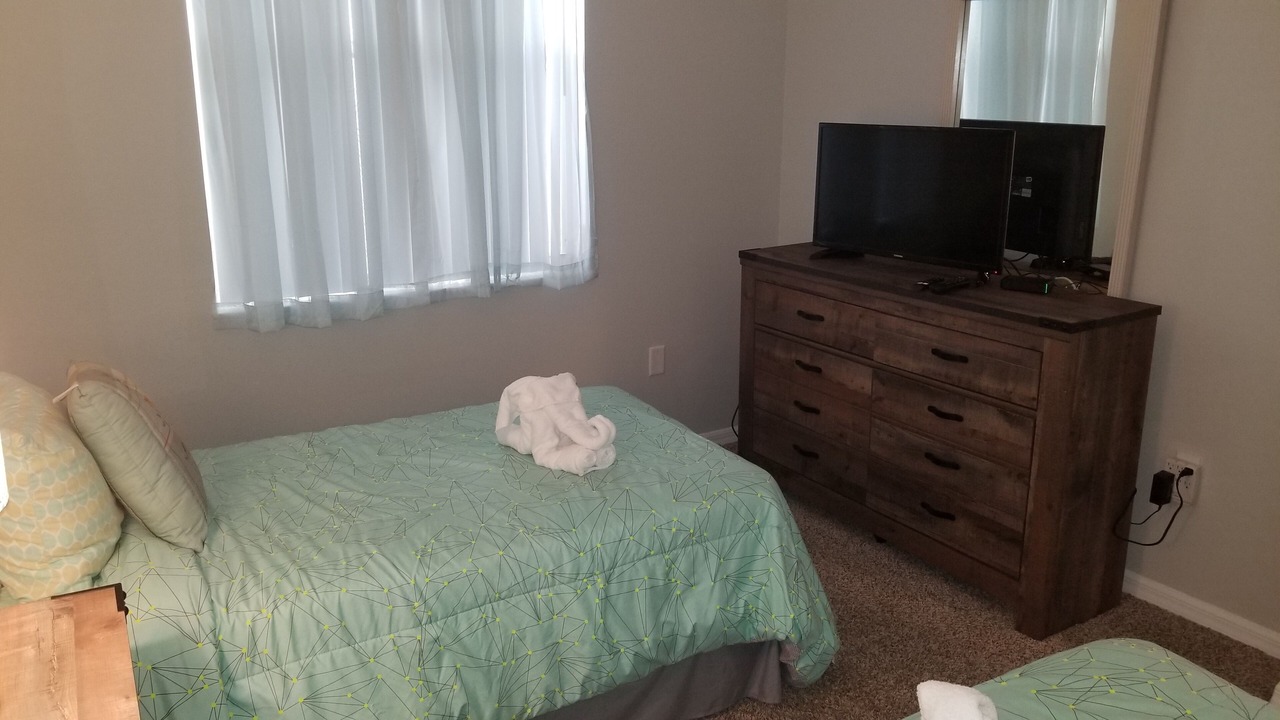 Photo of Bedroom in Sunset Lakes