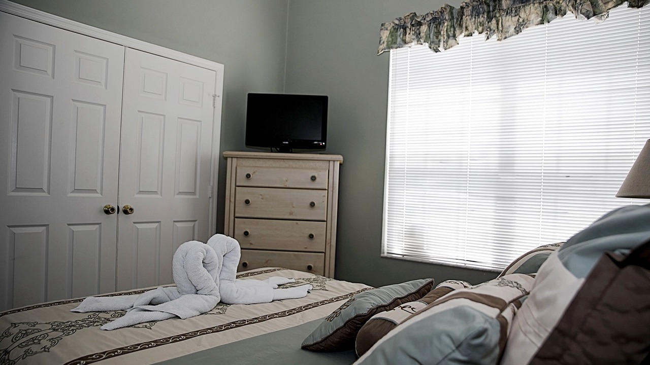 Photo of Bedroom in Windsor Palms