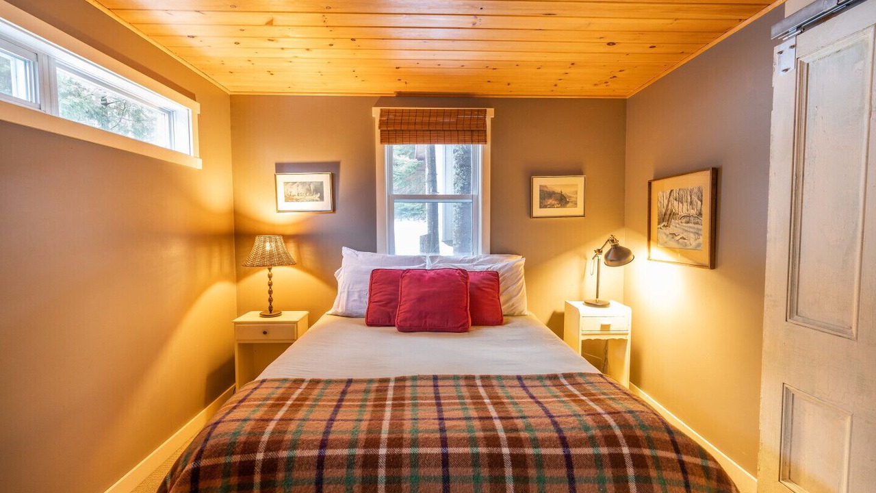 Photo of Bedroom in Nipissing Township