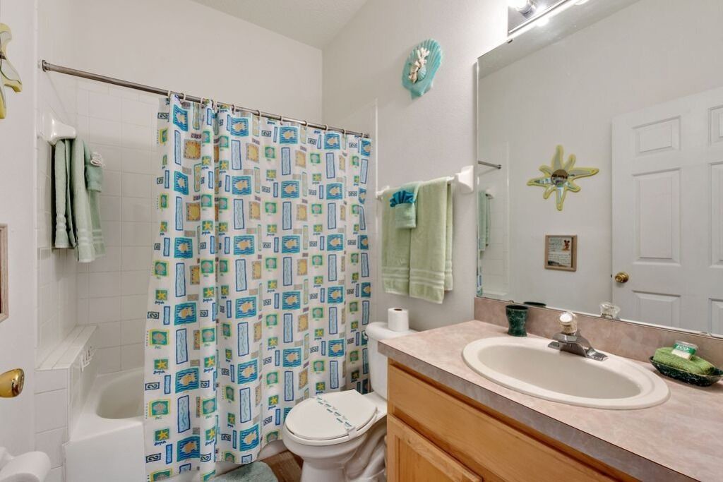 Photo of Bathroom in Esprit