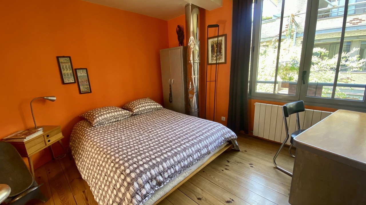 Photo of Bedroom in Hopital Saint-Louis