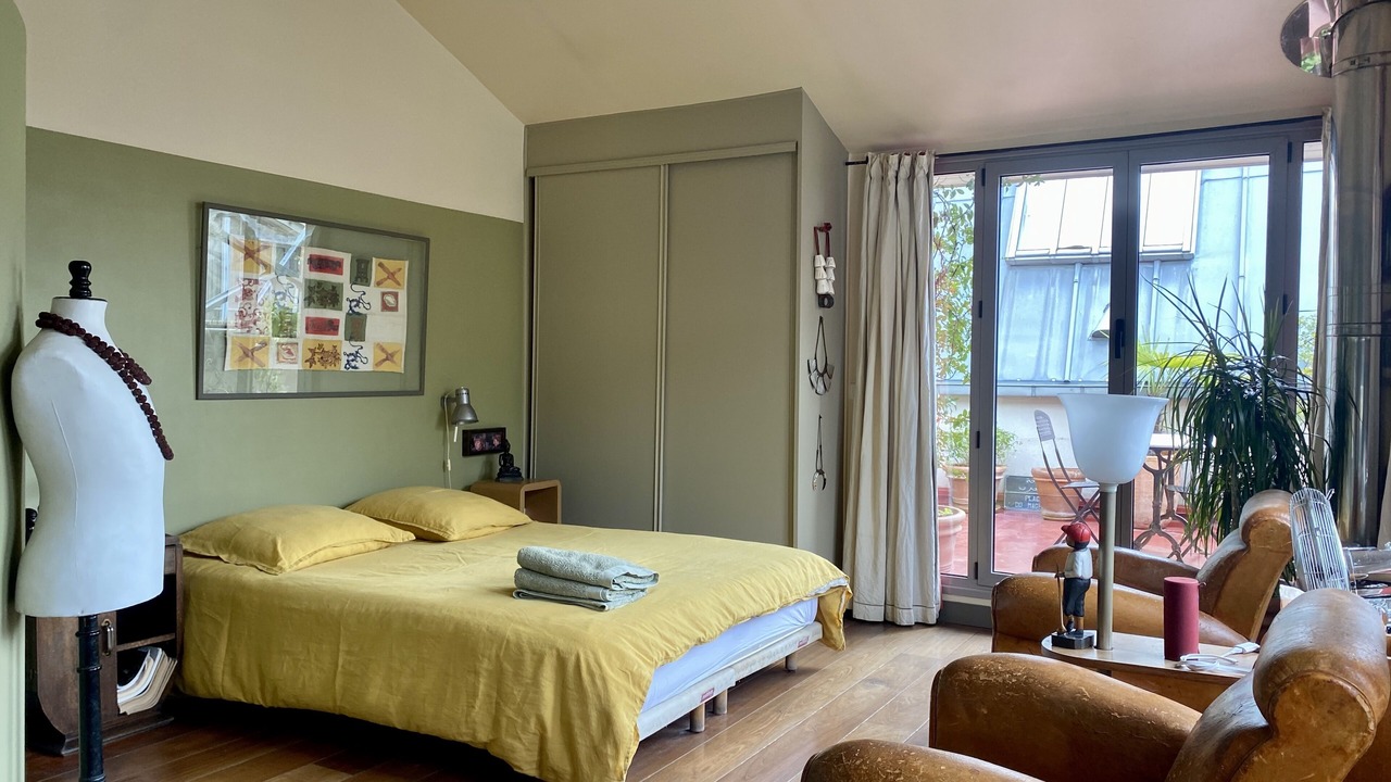 Photo of Bedroom in Hopital Saint-Louis