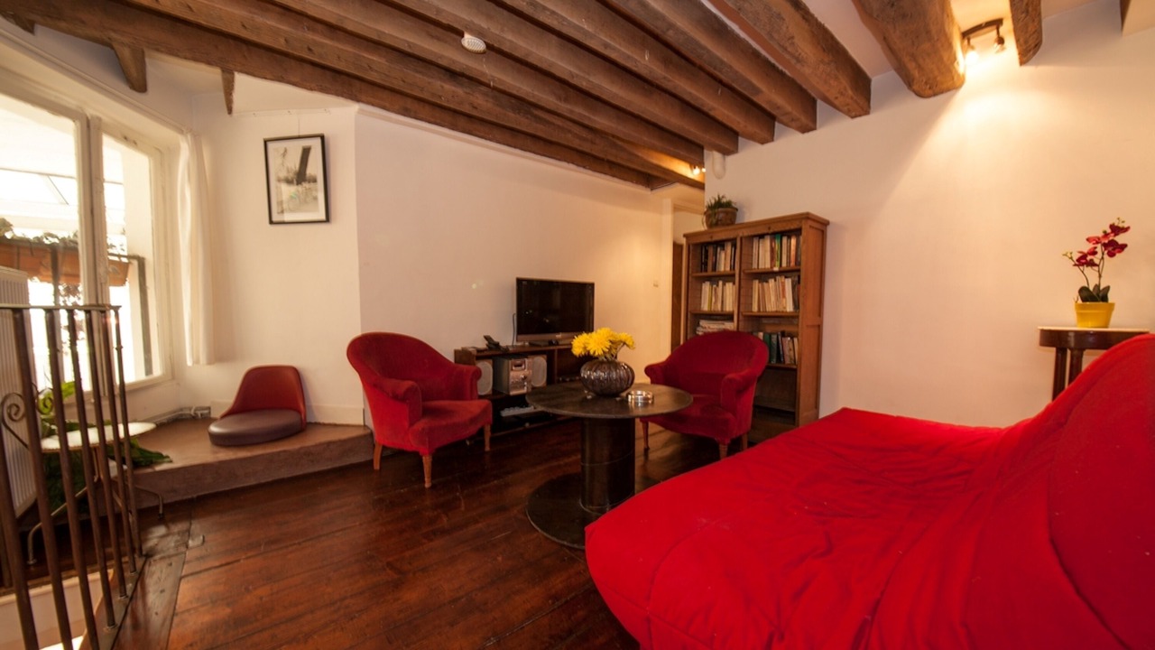 Photo of Livingroom in Quartier du Faubourg-Montmartre