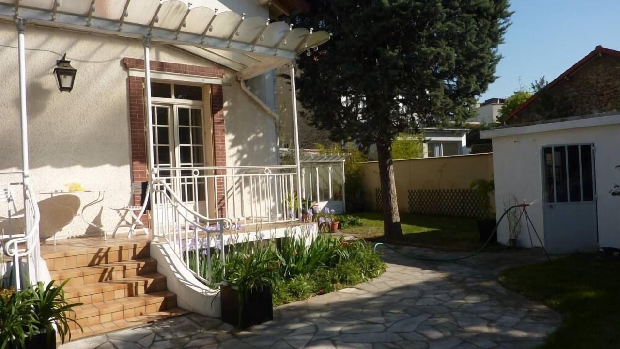 Photo of Patio Balcony in Champignol