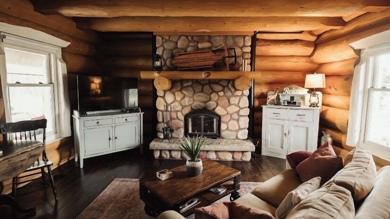 Photo of Livingroom in Clearview