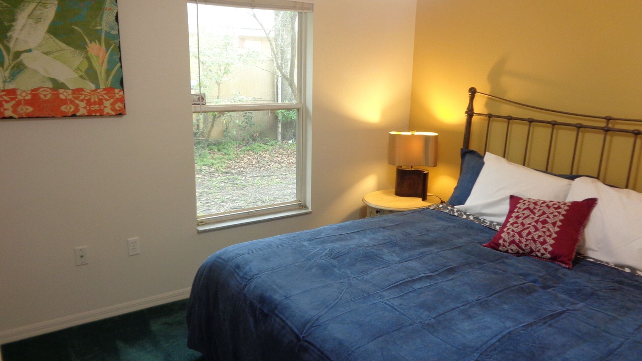 Photo of Bedroom in Lake Magdalene