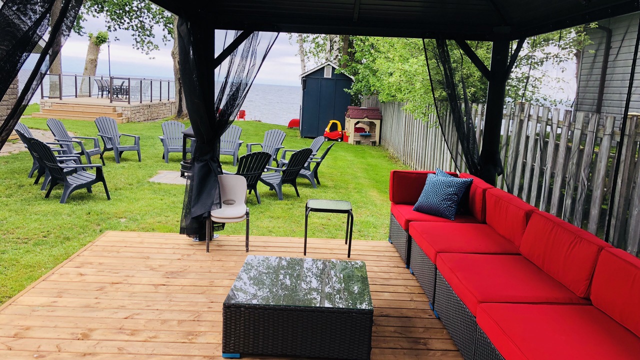 Photo of Patio Balcony in Oro Station