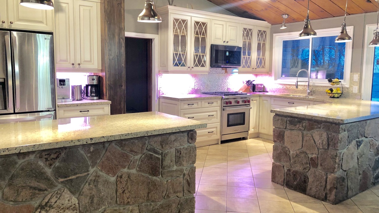 Photo of Kitchen in Oro Station