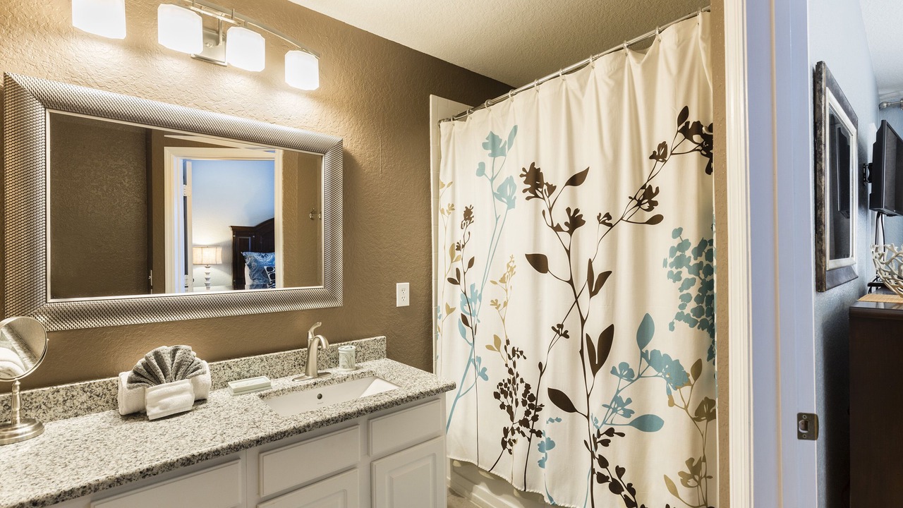 Photo of Bathroom in Windsor Hills