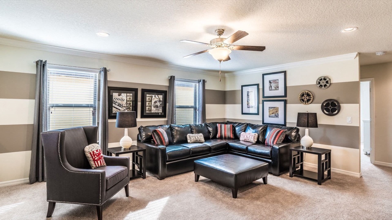 Photo of Livingroom in Four Corners