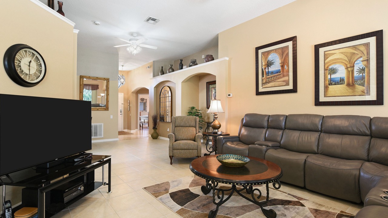 Photo of Bedroom in Windsor Palms