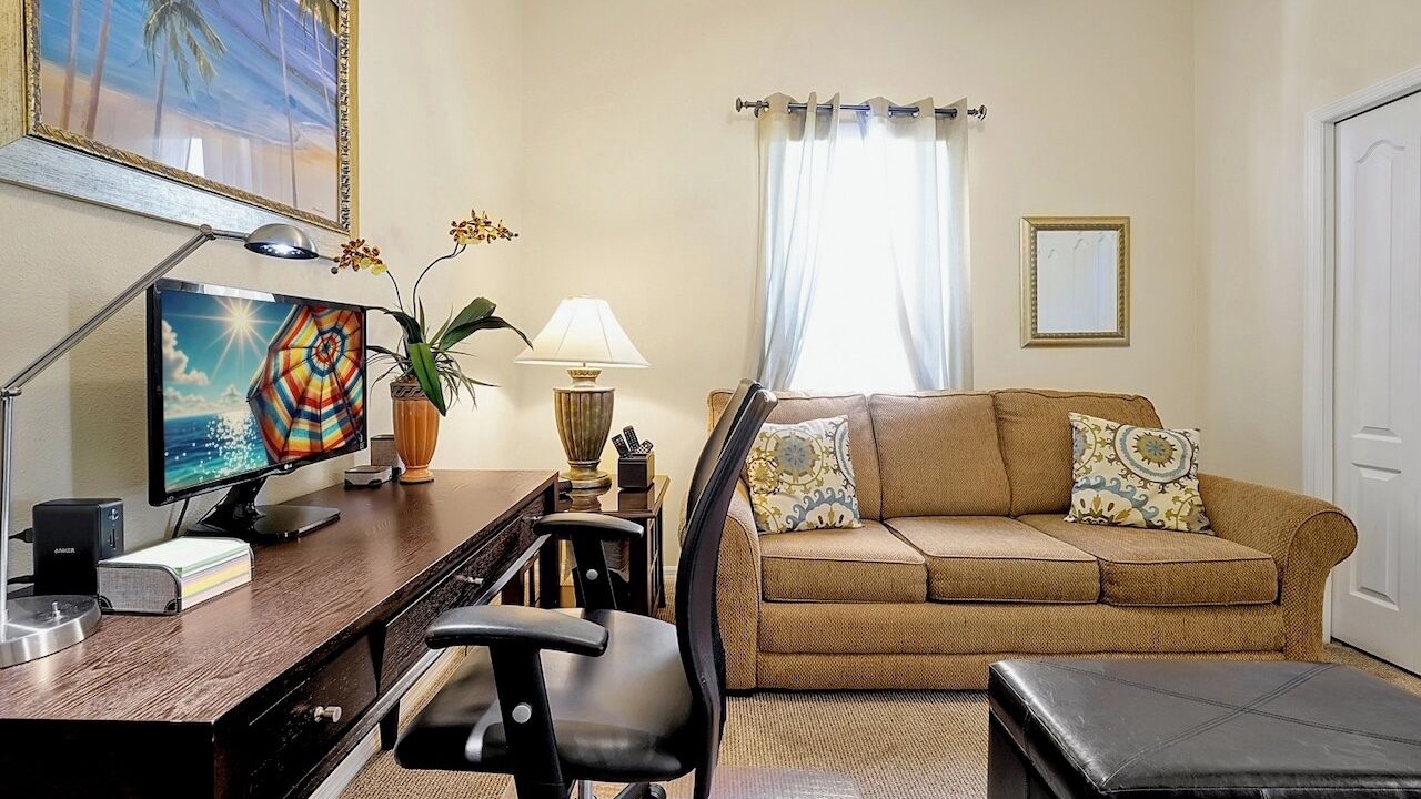 Photo of Livingroom in Tuscan Hills