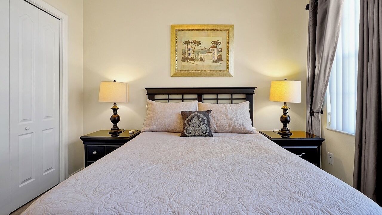 Photo of Bedroom in Tuscan Hills