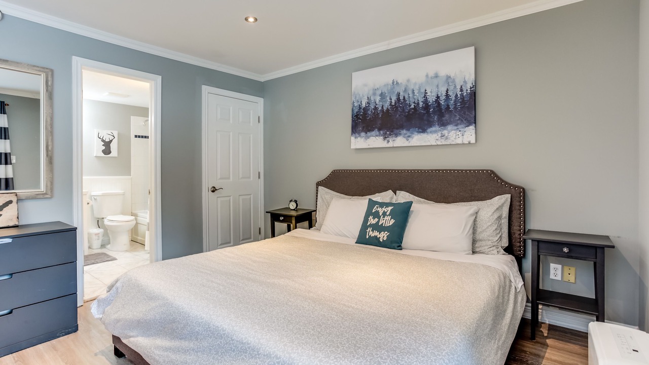 Photo of Bedroom in Craigleith
