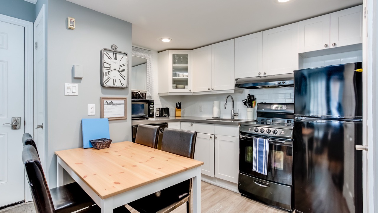Photo of Kitchen in Craigleith