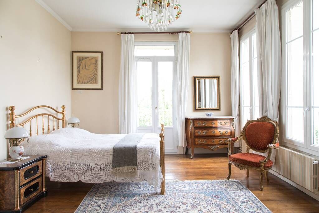 Photo of Bedroom in Neuilly-Plaisance