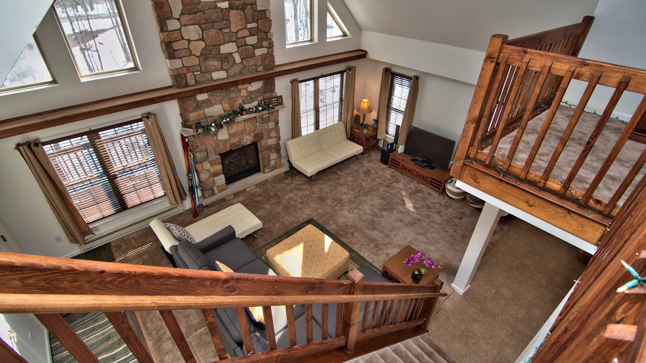 Photo of Livingroom in Briar Crest Woods