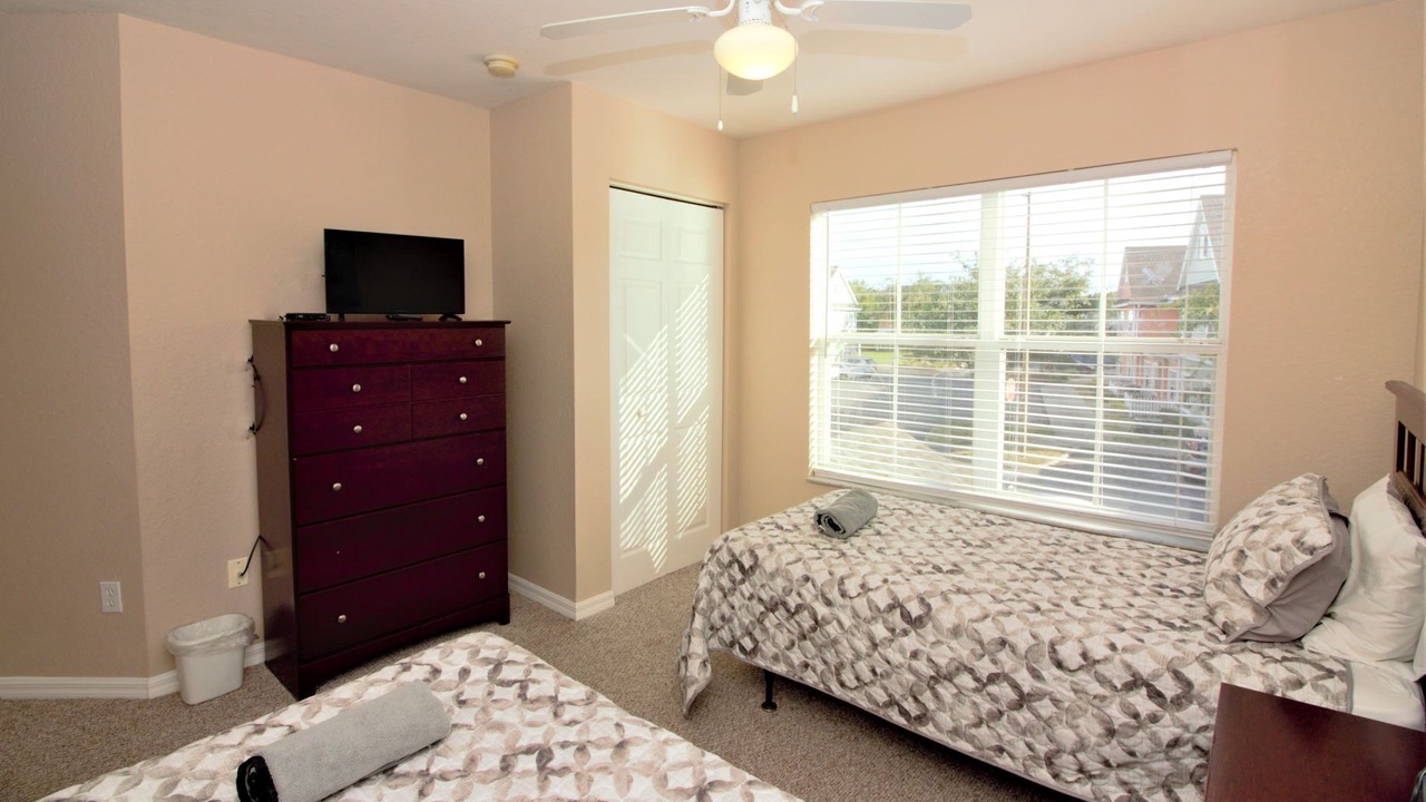 Photo of Bedroom in Venetian Bay Villages