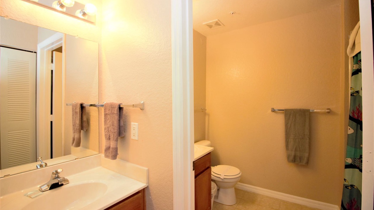 Photo of Bathroom in Venetian Bay Villages