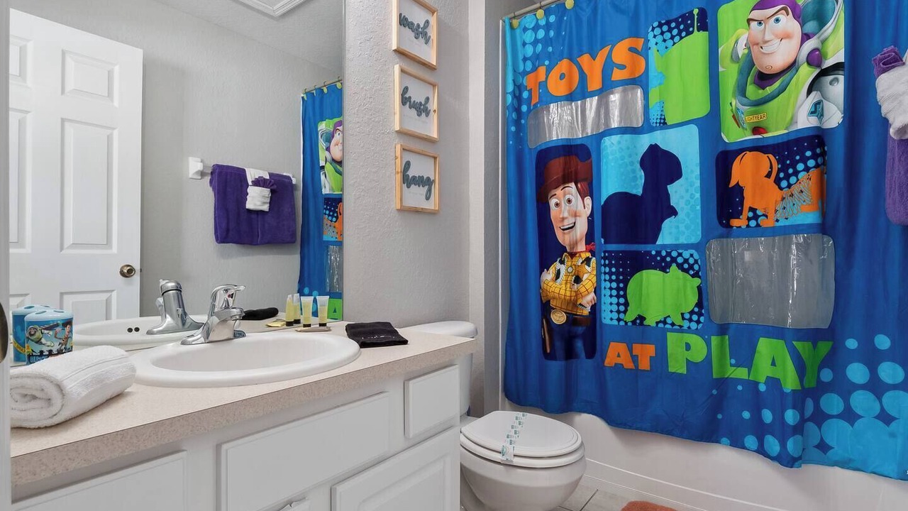 Photo of Bathroom in Windsor Hills