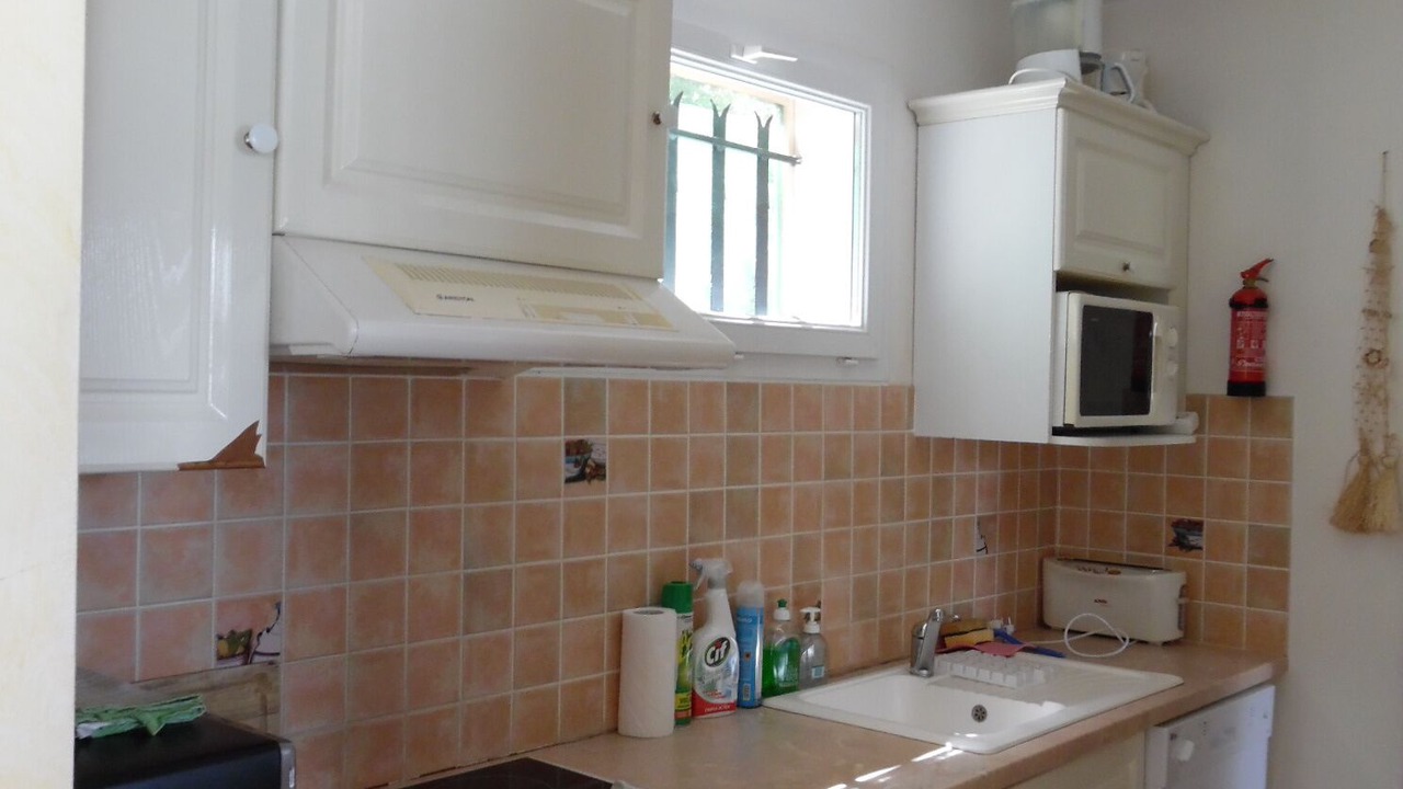 Photo of Kitchen in Belvedere-Campomoro