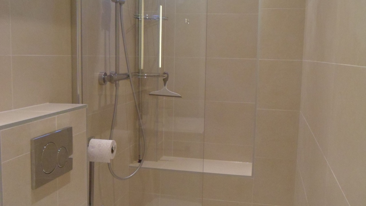 Photo of Bathroom in Quartier de la Chapelle
