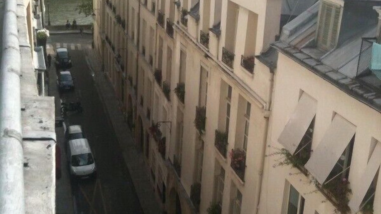 Photo of Others in Les Iles