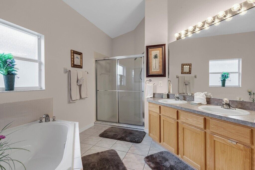 Photo of Bathroom in Four Corners