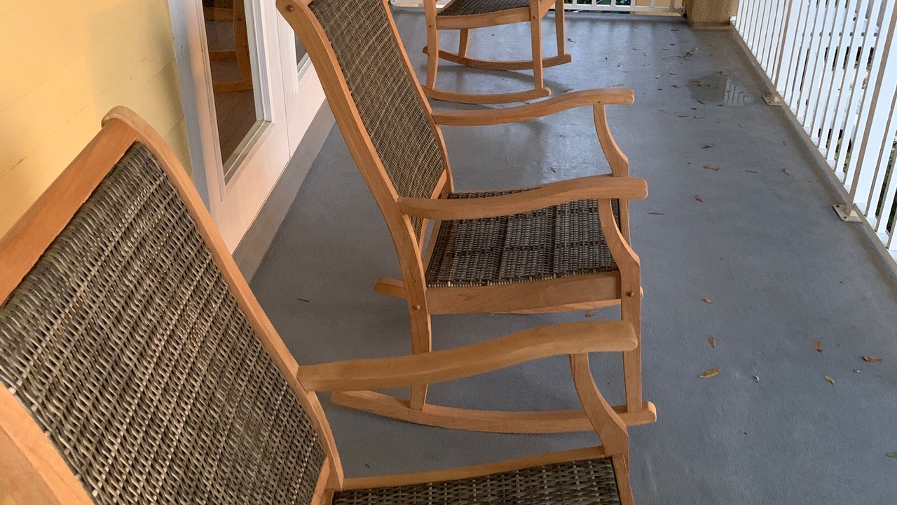Photo of Patio Balcony in Courier City - Oscawana