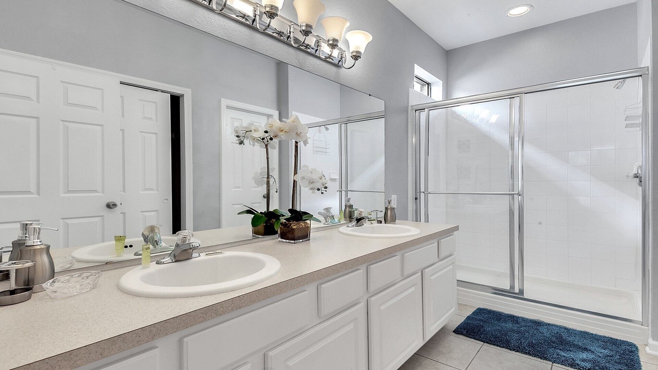 Photo of Bathroom in Windsor Hills
