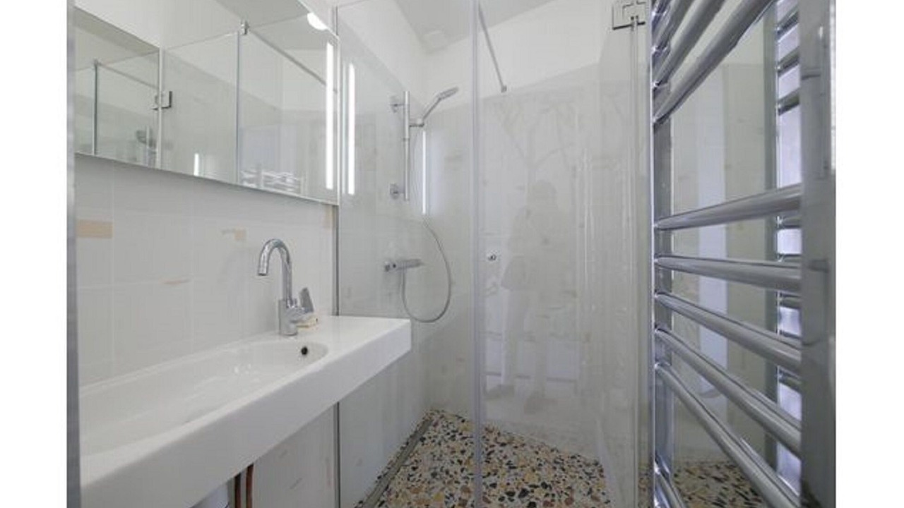 Photo of Bathroom in Sorbonne