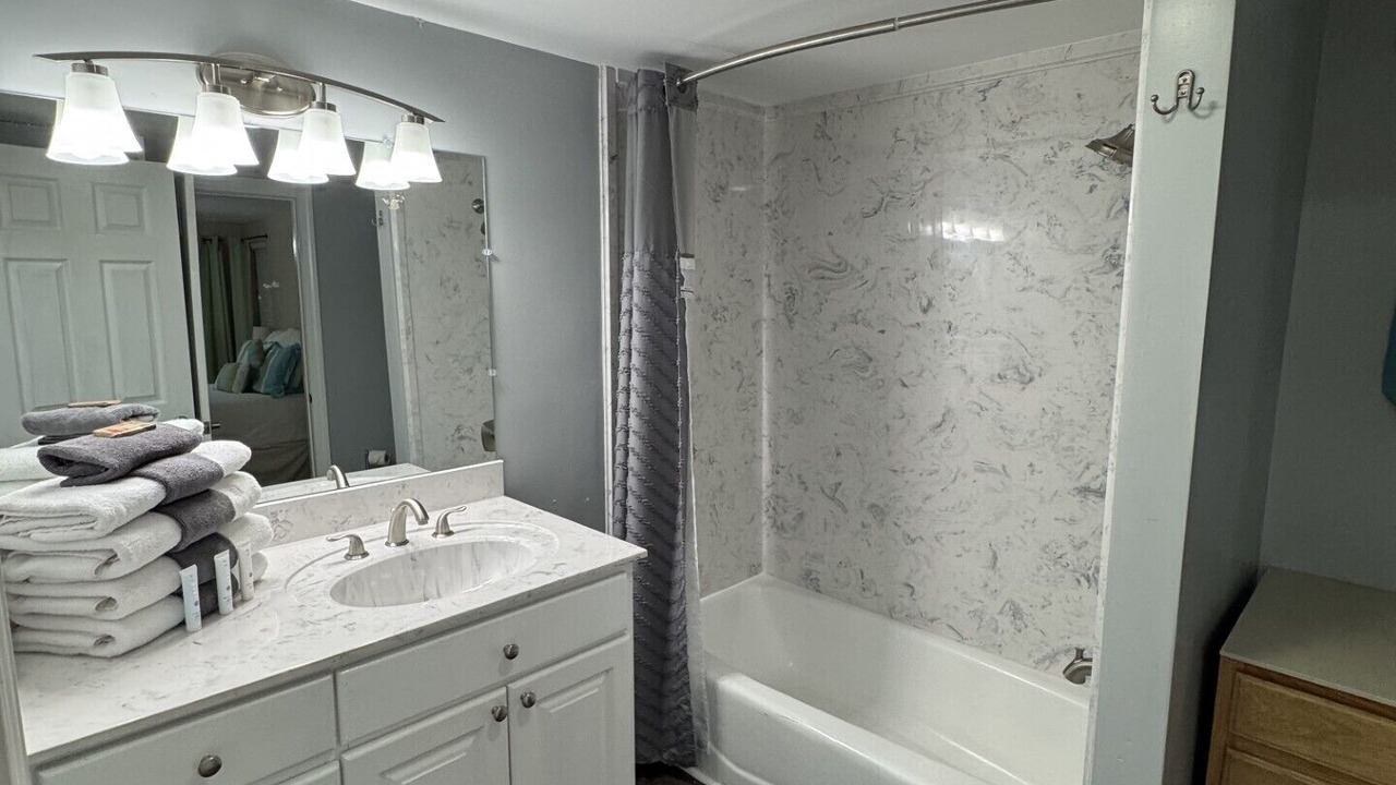 Photo of Bathroom in Ono Island