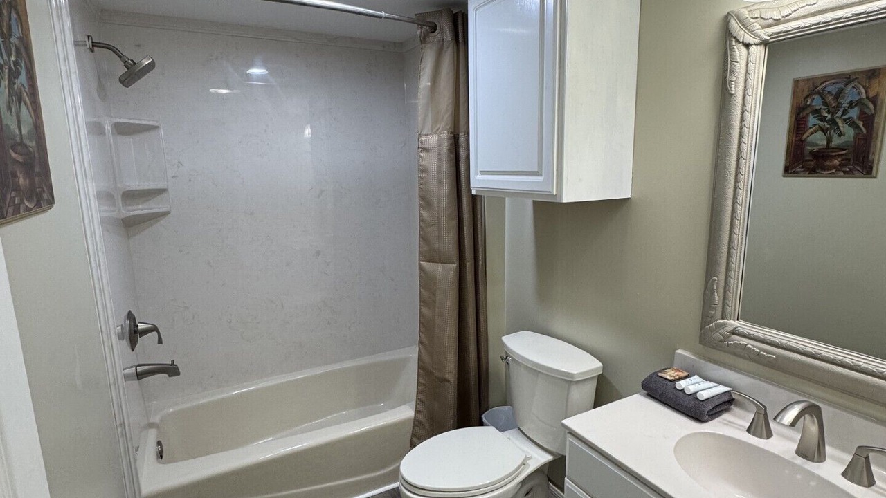 Photo of Bathroom in Ono Island