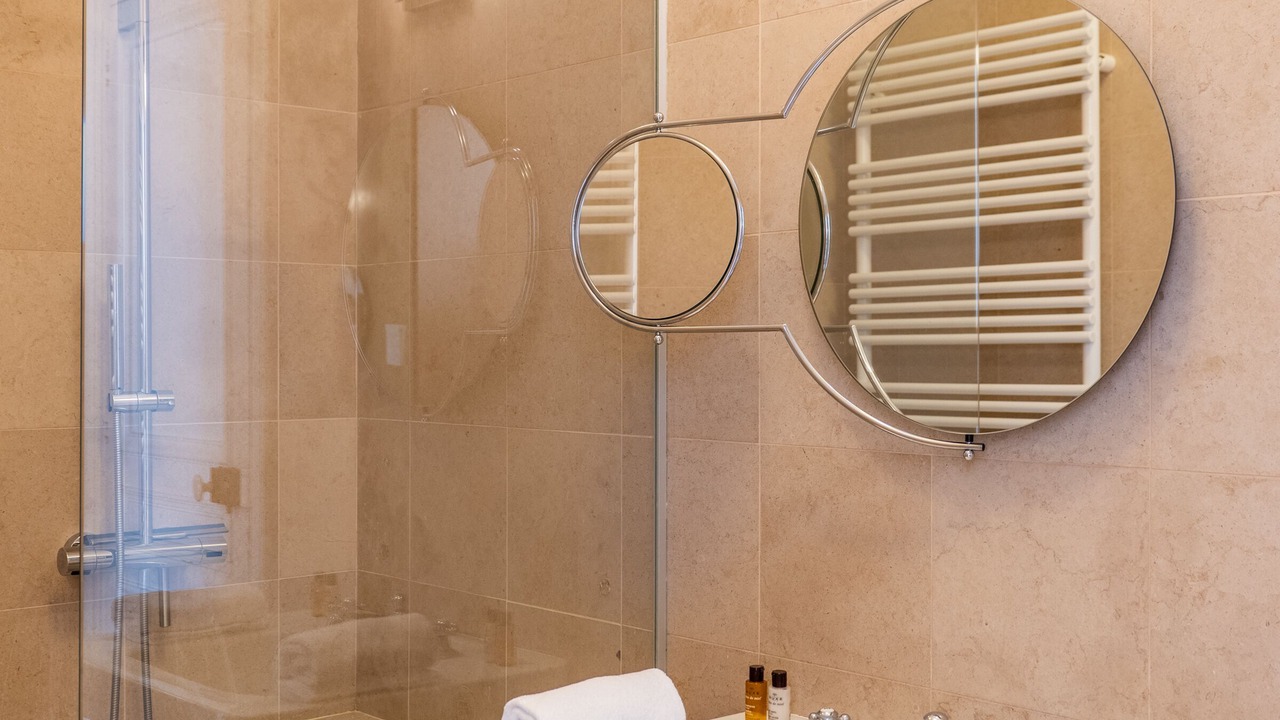 Photo of Bathroom in Pigalle