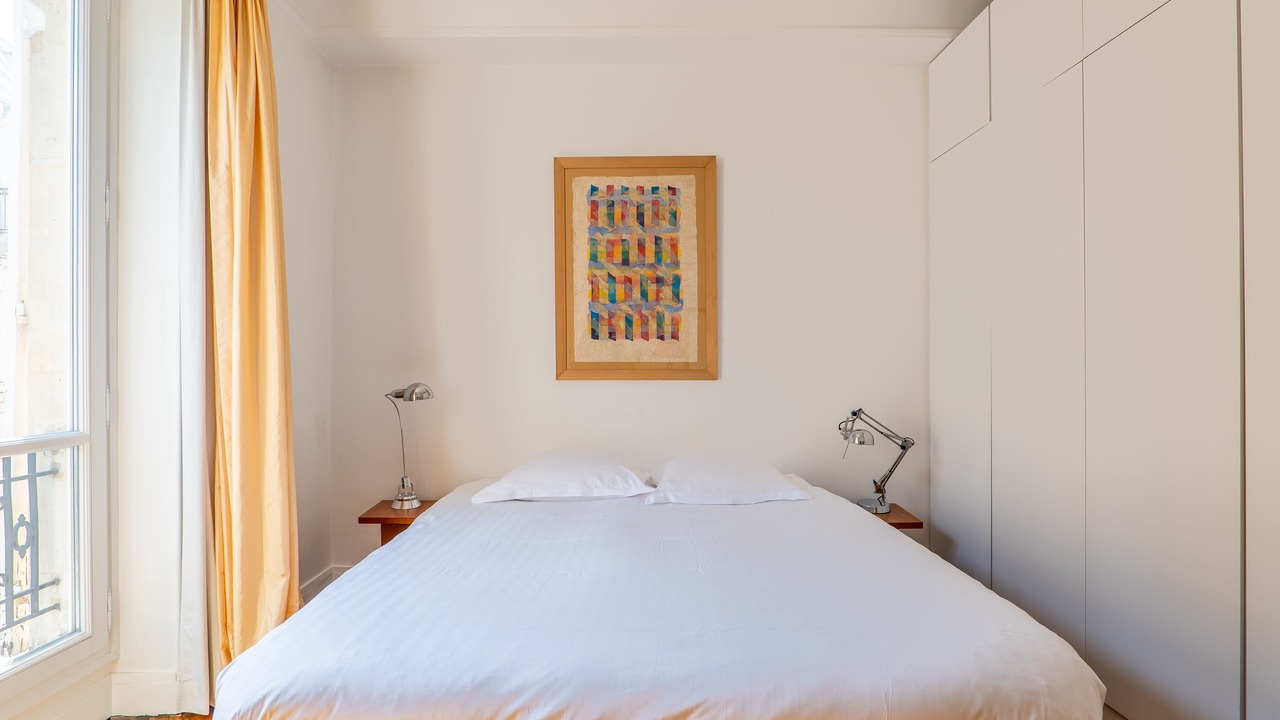 Photo of Bedroom in Pigalle